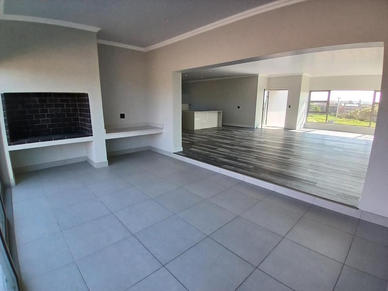 3 Bedroom Property for Sale in Stilbaai Wes Western Cape